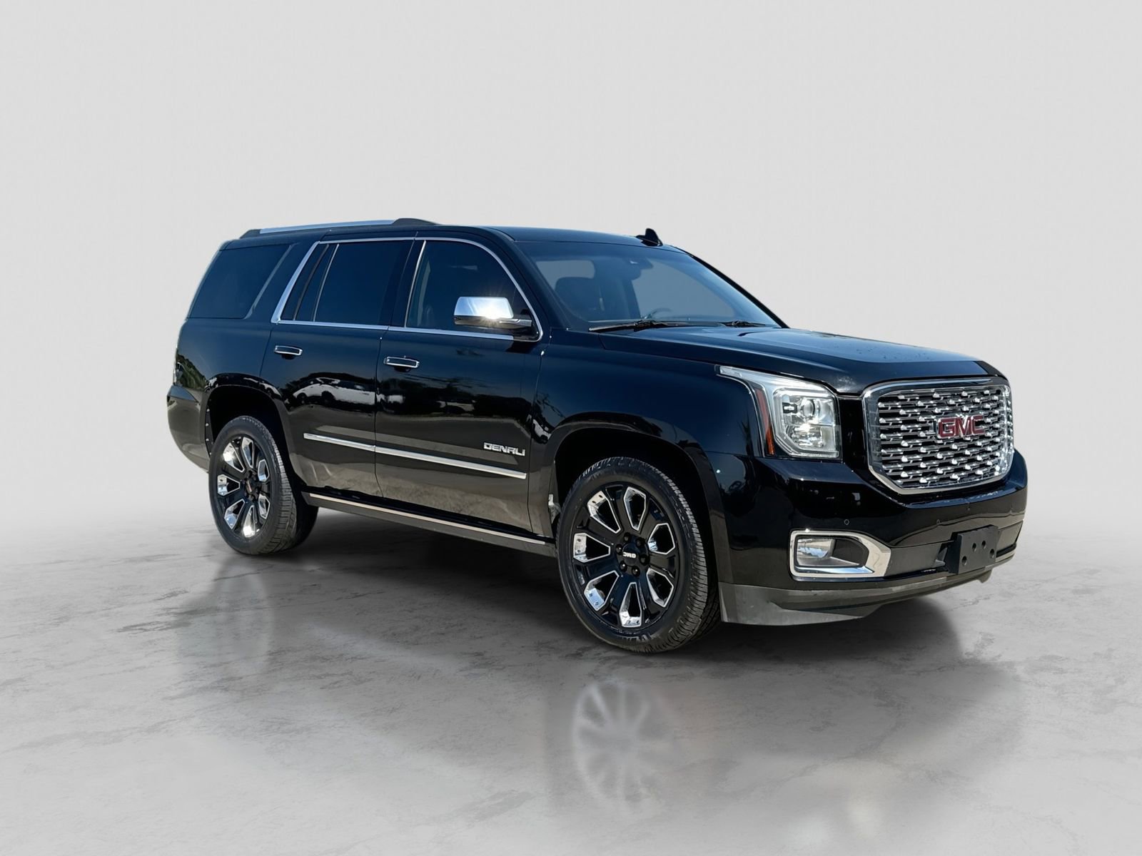 Used 2020 GMC Yukon Denali w/ Denali Ultimate Black Edition AWD/4WD image 10