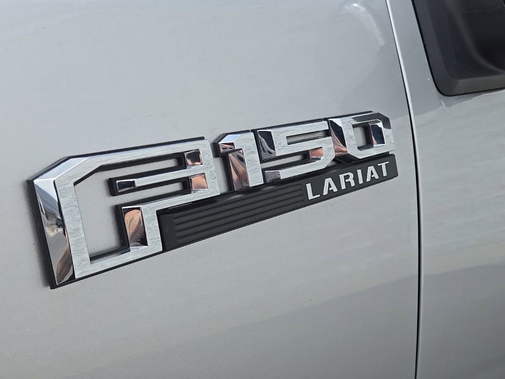 Used 2015 Ford F150 Lariat w/ Equipment Group 502A Luxury AWD/4WD image 11