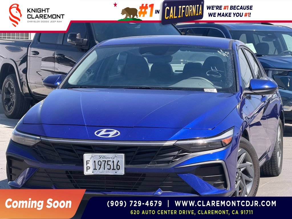 Used 2024 Hyundai Elantra SEL FWD image 1