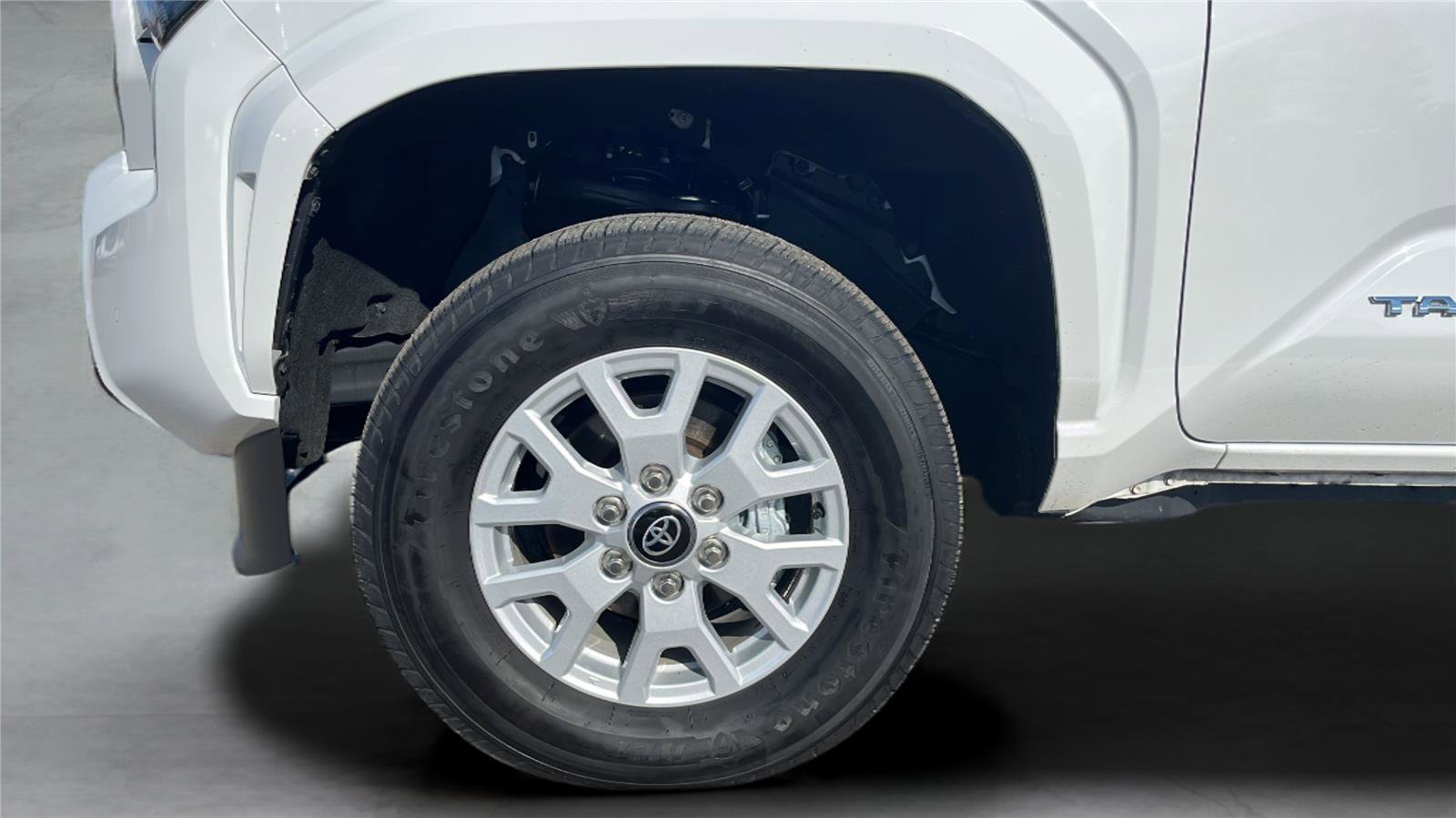 Used 2025 Toyota Tacoma SR5 image 17