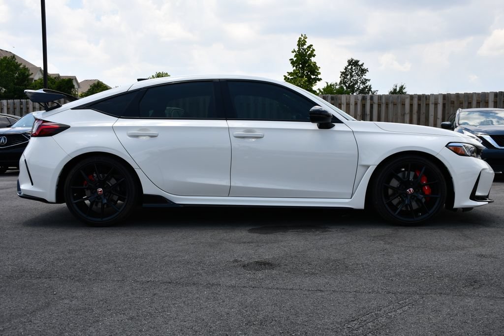 Used 2024 Honda Civic Type R image 8