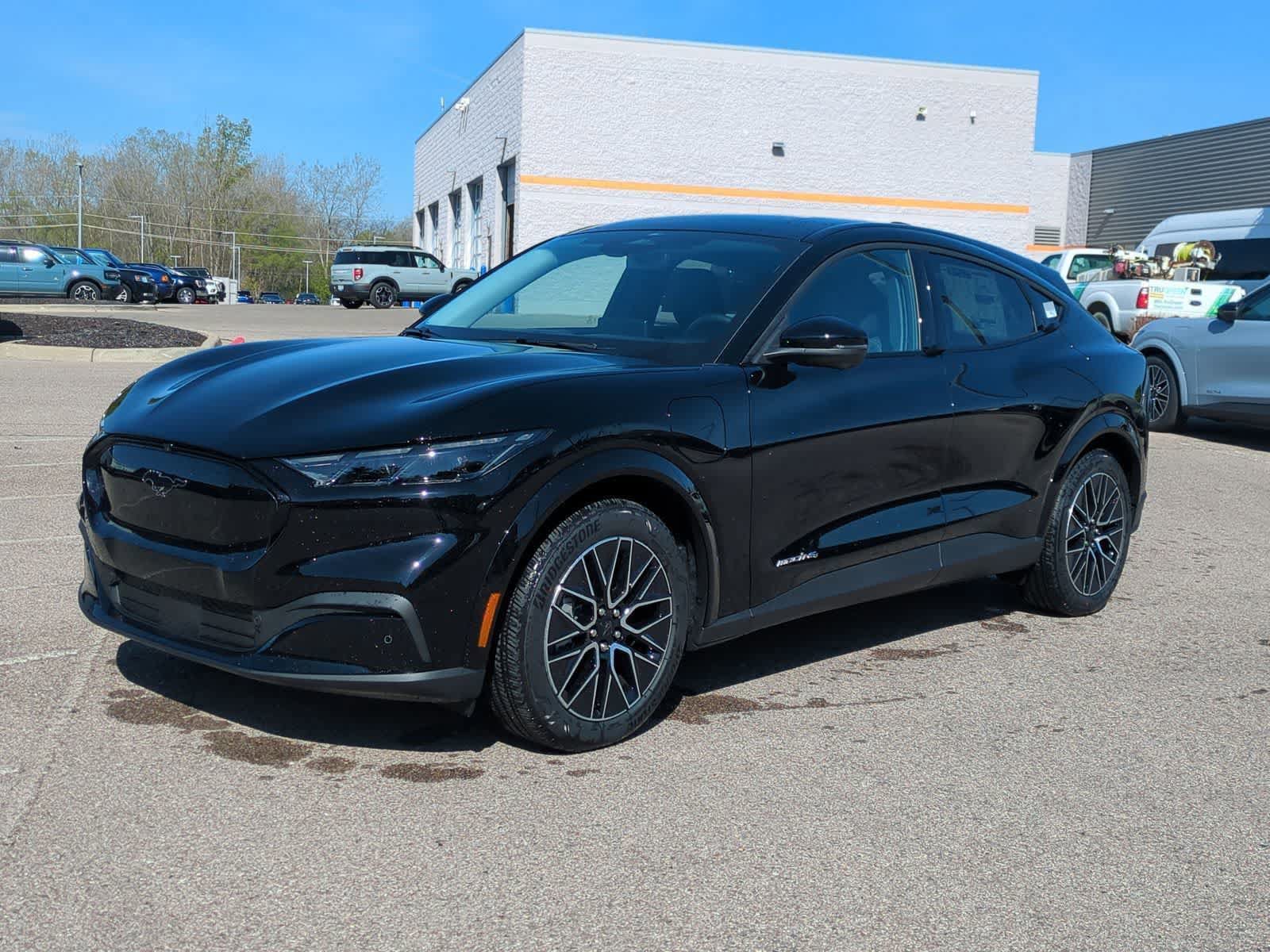 New 2026 Ford Mustang Mach-E Premium w/ Technology Package AWD/4WD image 4