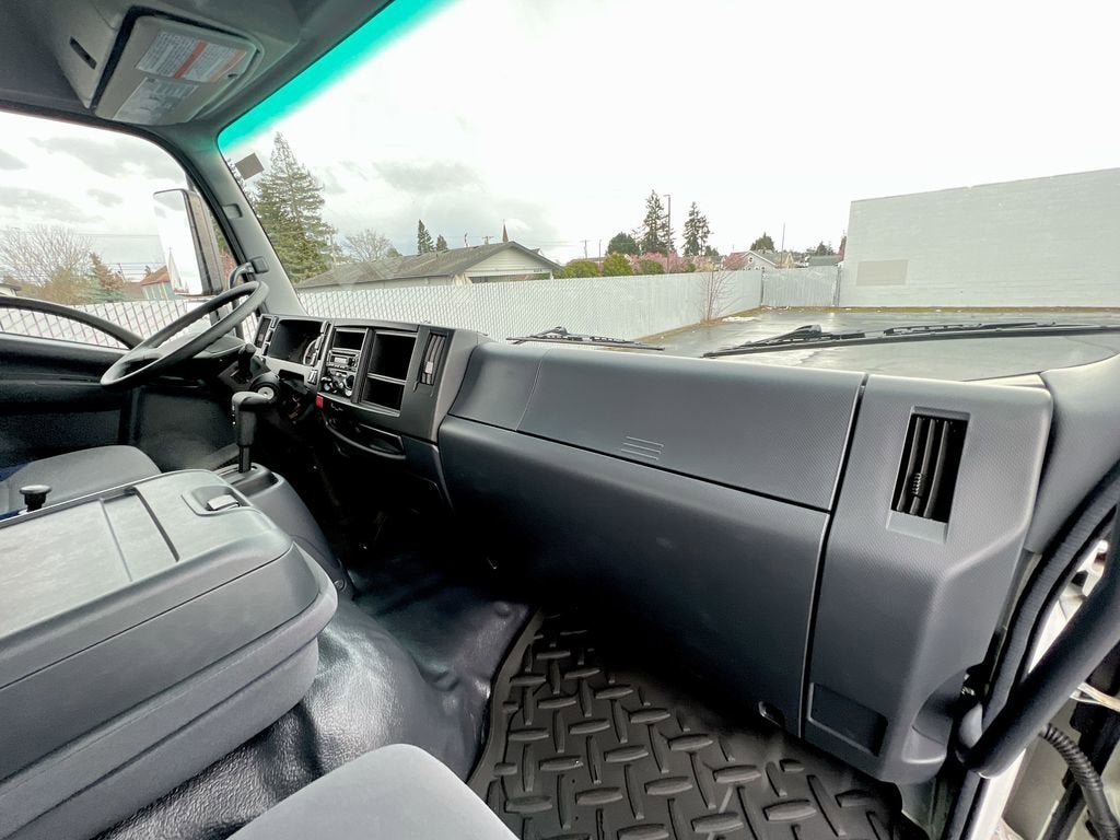 New 2024 Chevrolet Low Cab Forward 6500XD RWD image 21