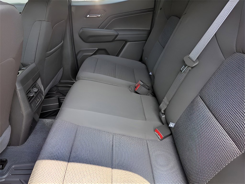 New 2026 GMC Canyon Elevation w/ Convenience Package image 30