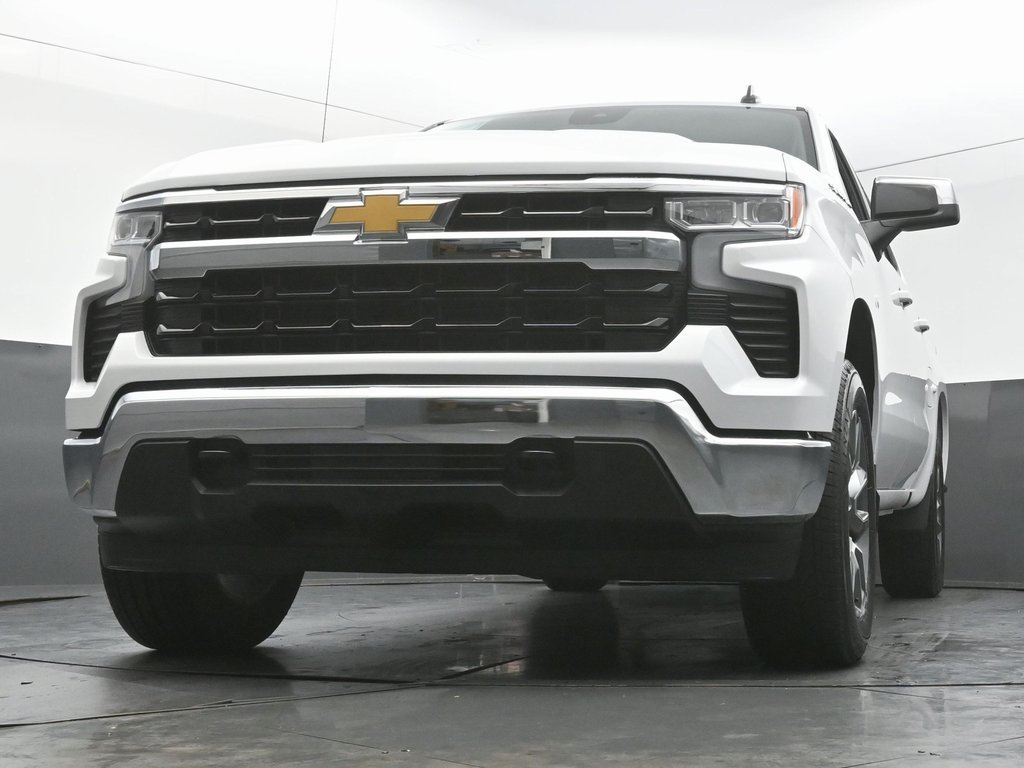 Used 2025 Chevrolet Silverado 1500 LT AWD/4WD image 51