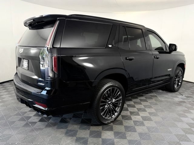 Used 2023 Cadillac Escalade V AWD/4WD image 8