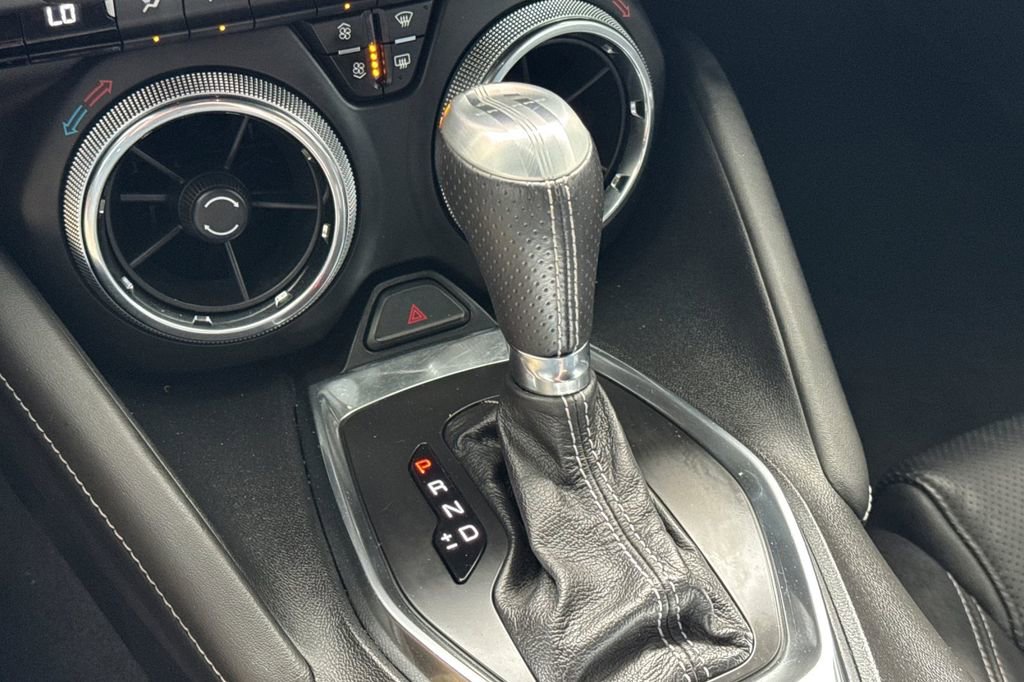 Used 2020 Chevrolet Camaro SS RWD image 22