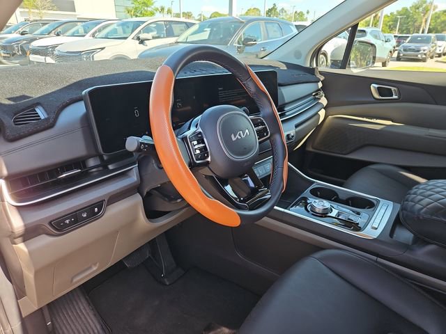 Certified 2025 Kia Carnival EX FWD image 14