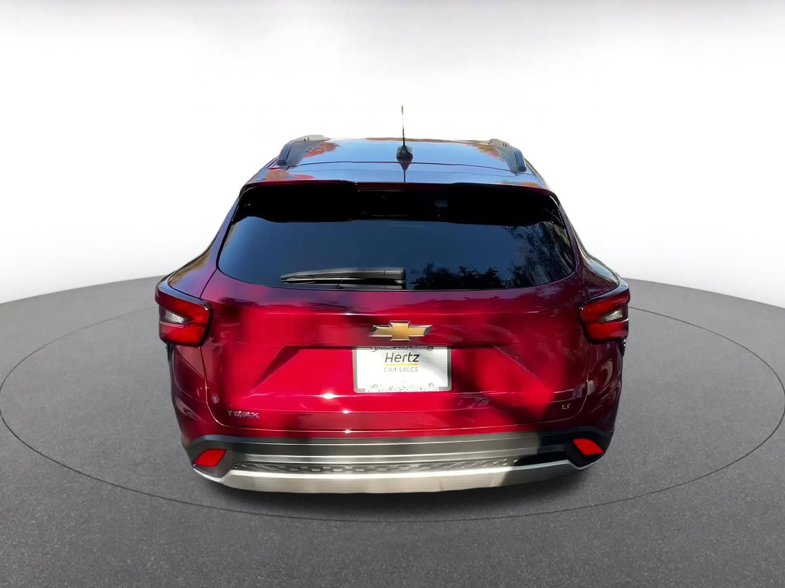 Used 2025 Chevrolet Trax LT image 15