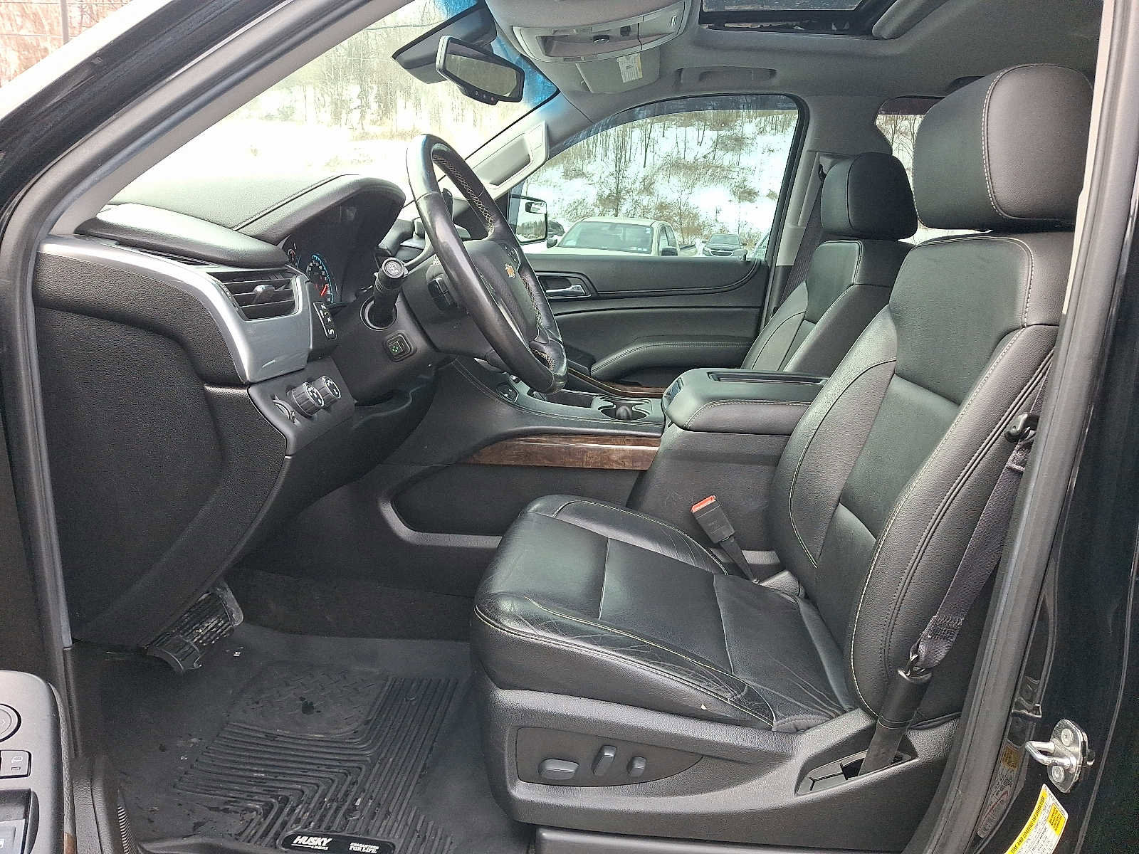 Used 2017 Chevrolet Tahoe LT w/ Luxury Package image 13