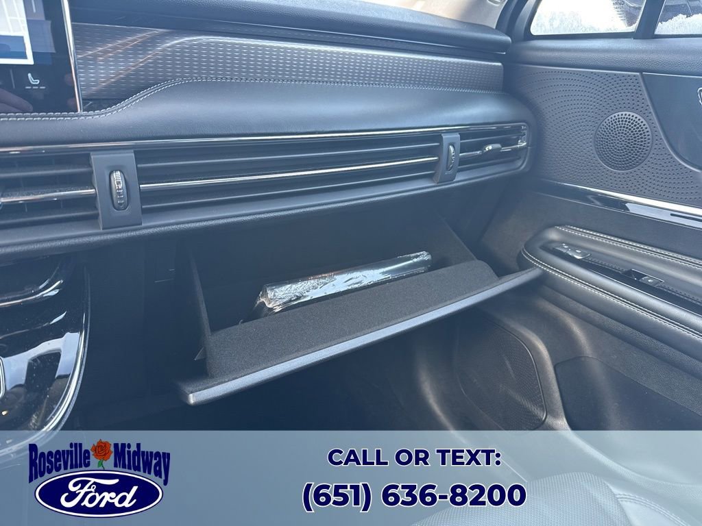 Used 2023 Lincoln Corsair Reserve w/ Equipment Group 201A image 19