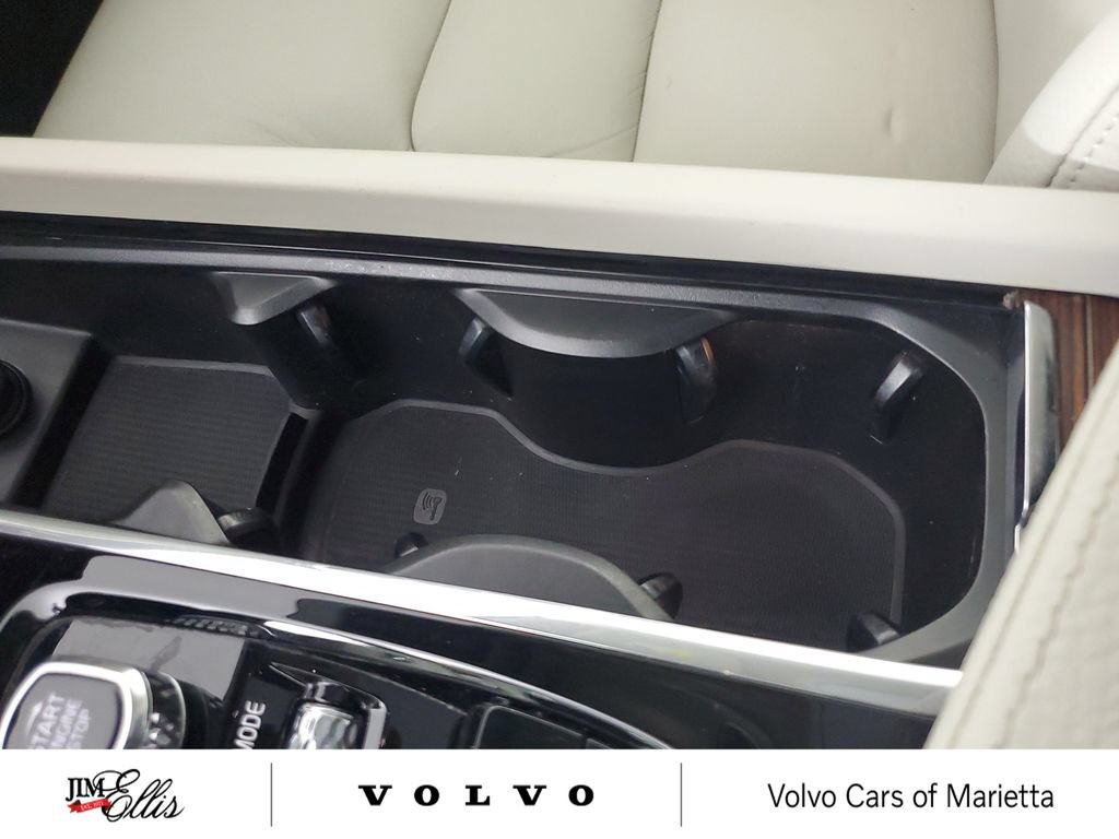 Used 2021 Volvo S60 T5 Momentum w/ Climate Package FWD image 31
