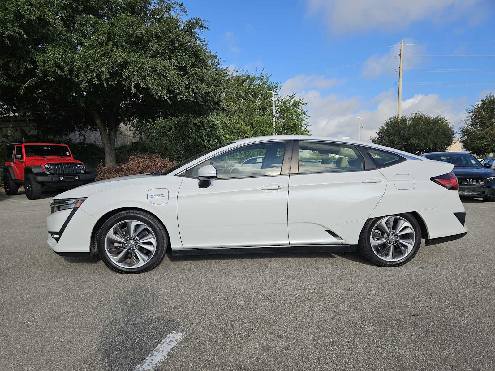 Certified 2018 Honda Clarity Touring image 4