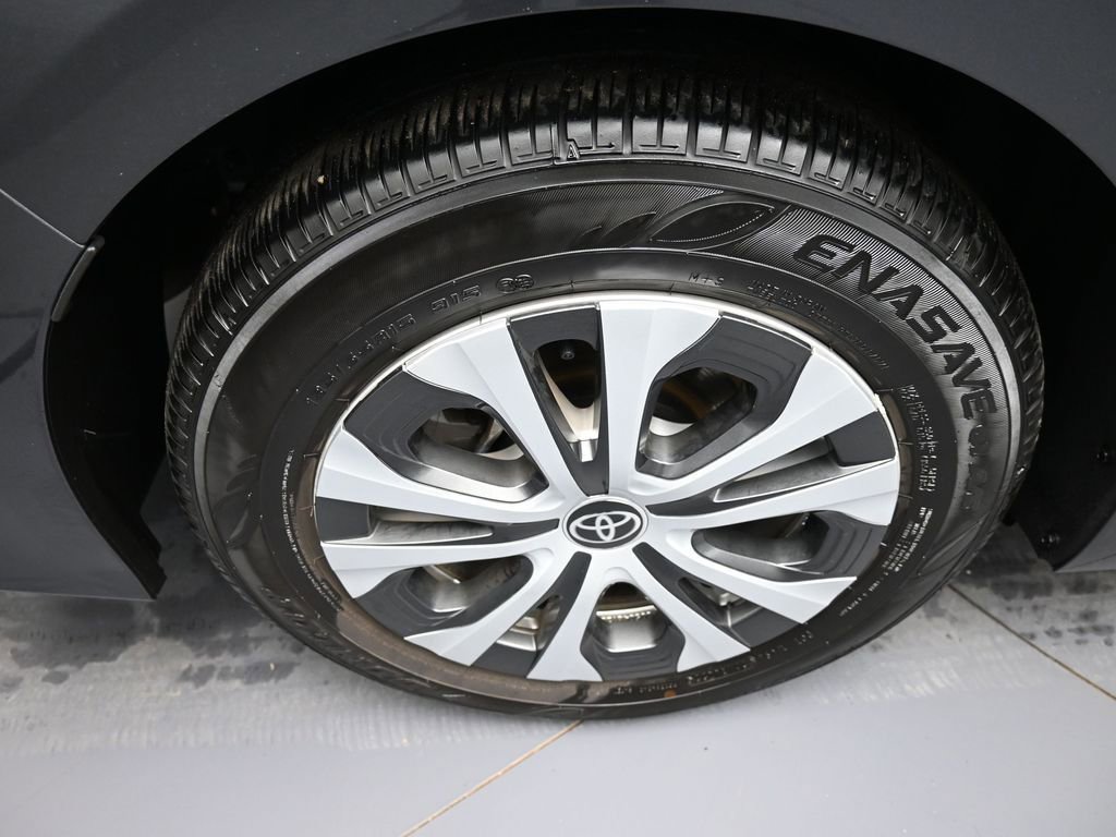 Certified 2022 Toyota Prius Prime XLE image 12