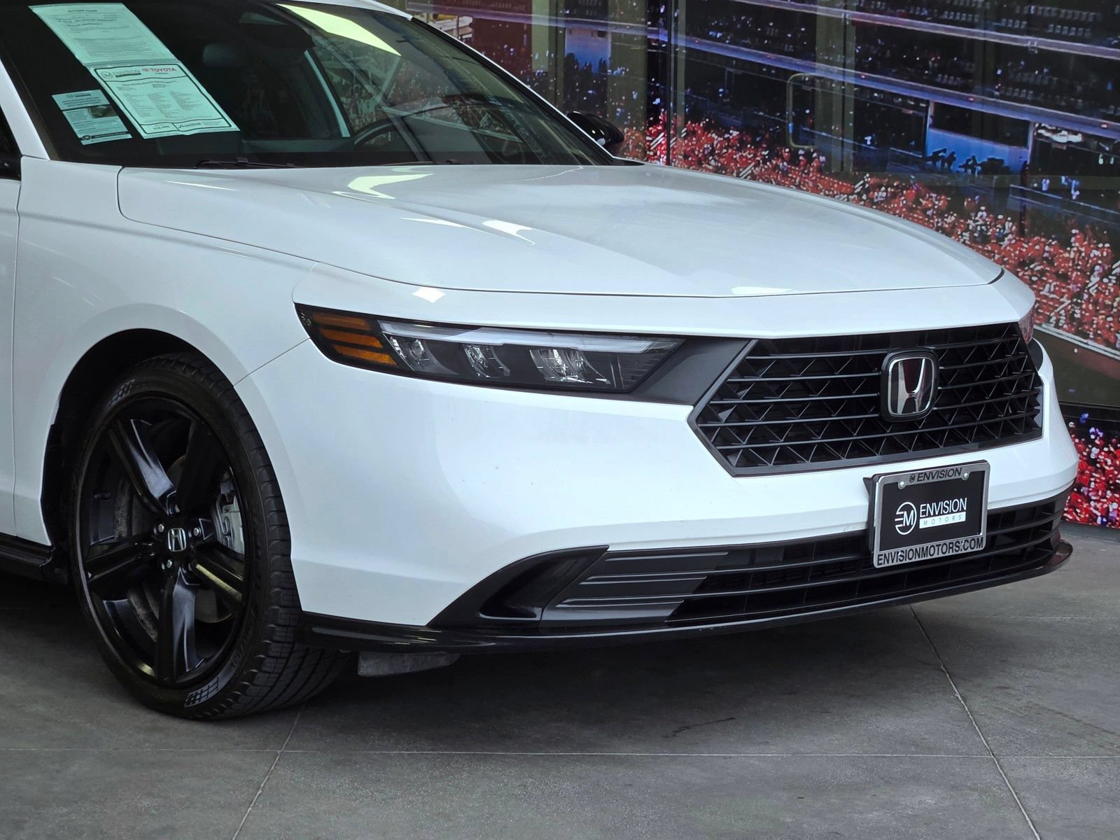 Used 2024 Honda Accord Sport image 2