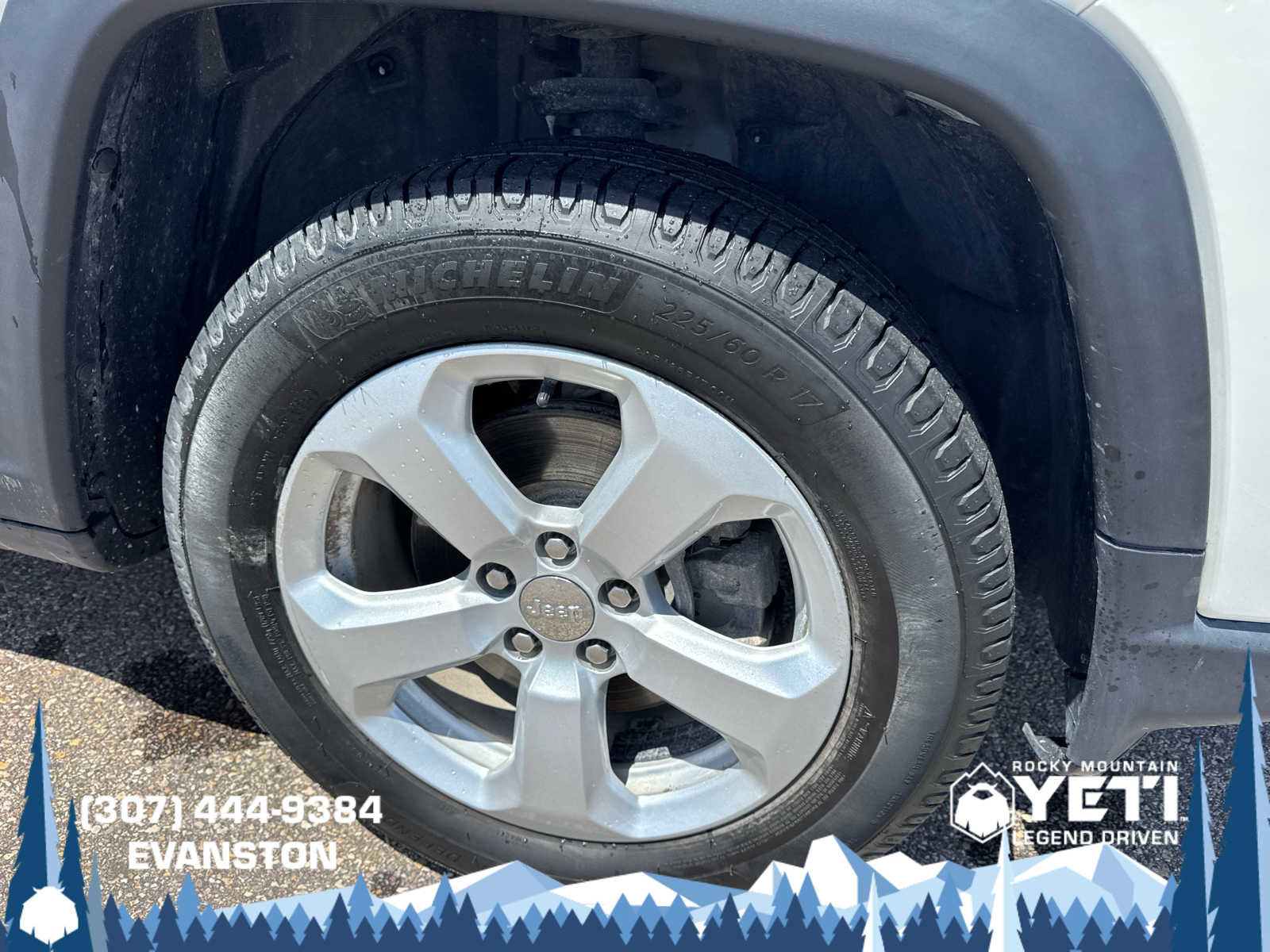 Used 2021 Jeep Compass Latitude AWD/4WD image 9