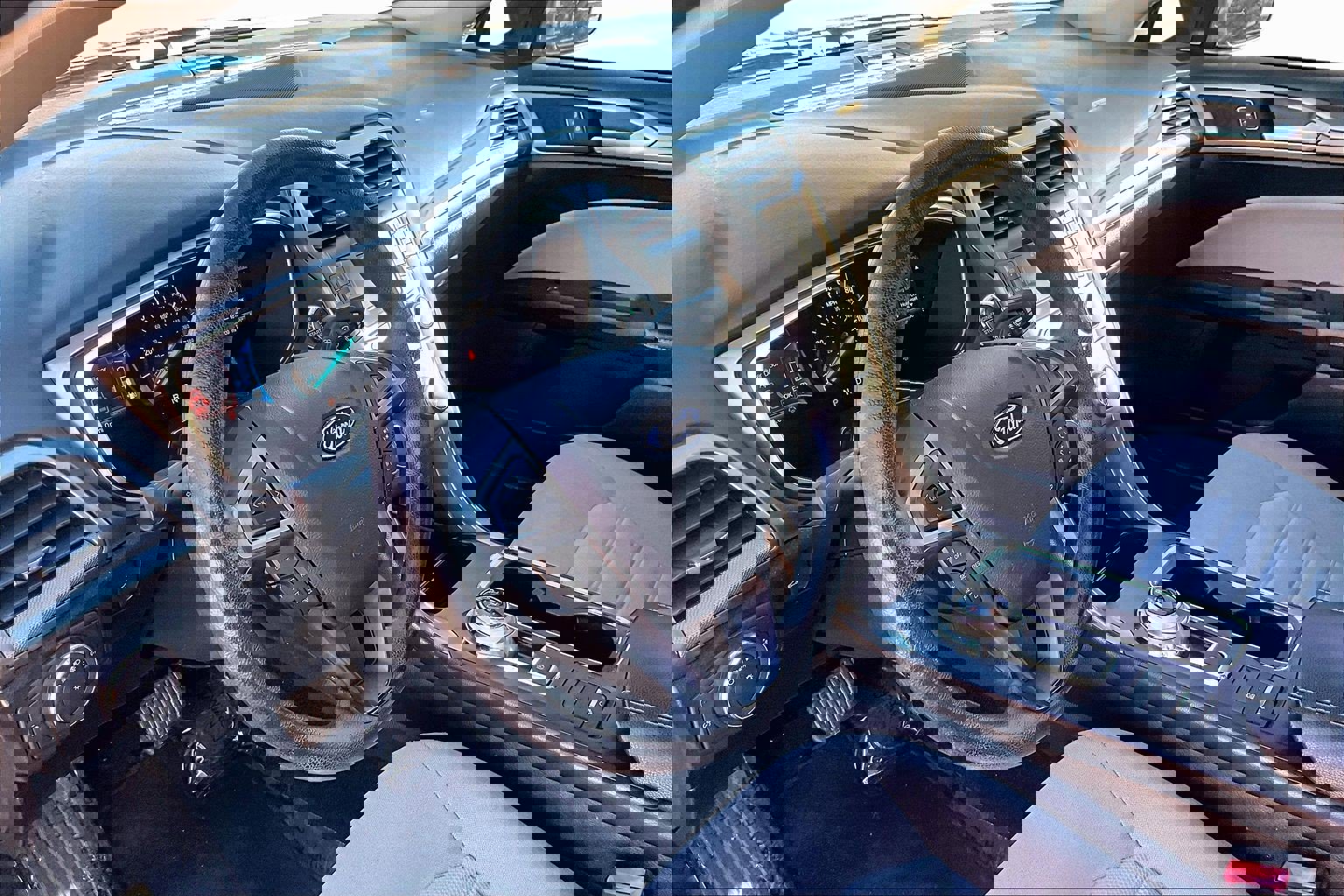 Used 2018 Ford Fusion S image 12