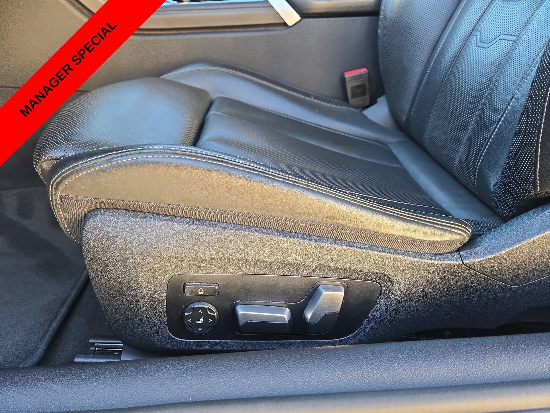 Used 2025 BMW 840i xDrive Coupe AWD/4WD image 17