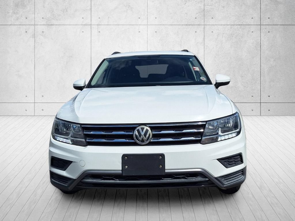 Used 2018 Volkswagen Tiguan SE AWD/4WD image 2