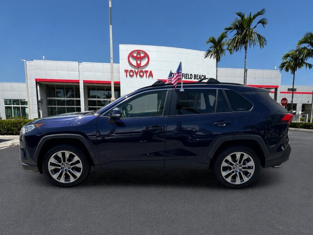 Used 2021 Toyota RAV4 XLE Premium AWD/4WD image 4