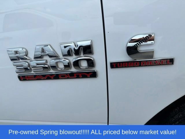 Used 2018 RAM 3500 Tradesman w/ Chrome Appearance Group AWD/4WD image 14