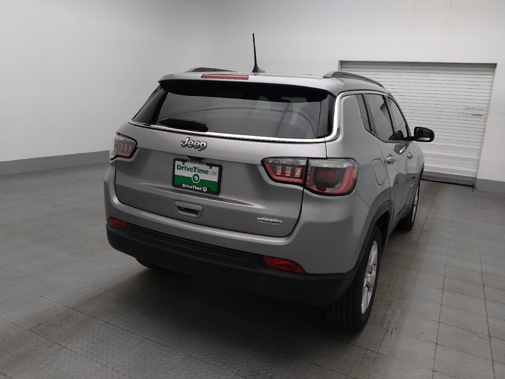 Used 2018 Jeep Compass Latitude w/ Popular Equipment Group FWD image 7