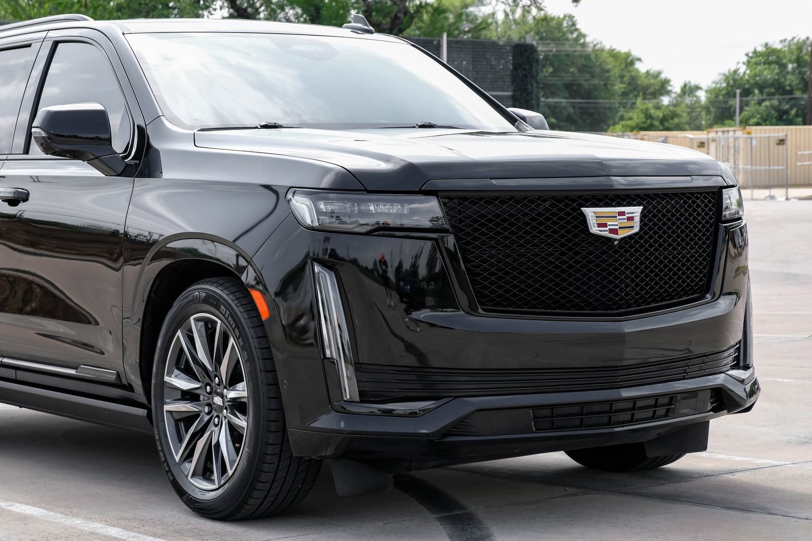 Used 2021 Cadillac Escalade Sport w/ Driver Assist Tech Package image 7