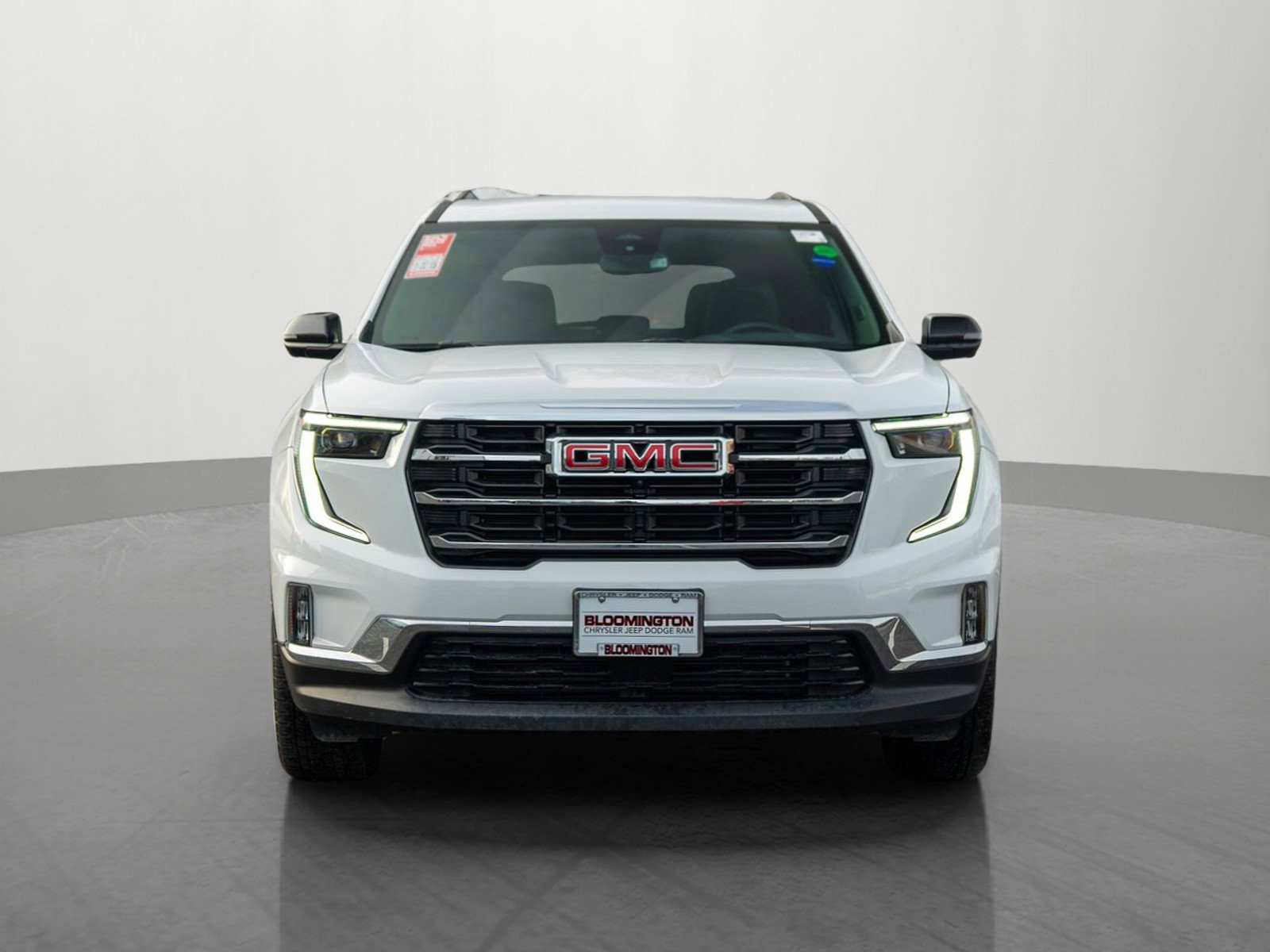 Used 2024 GMC Acadia Elevation image 2
