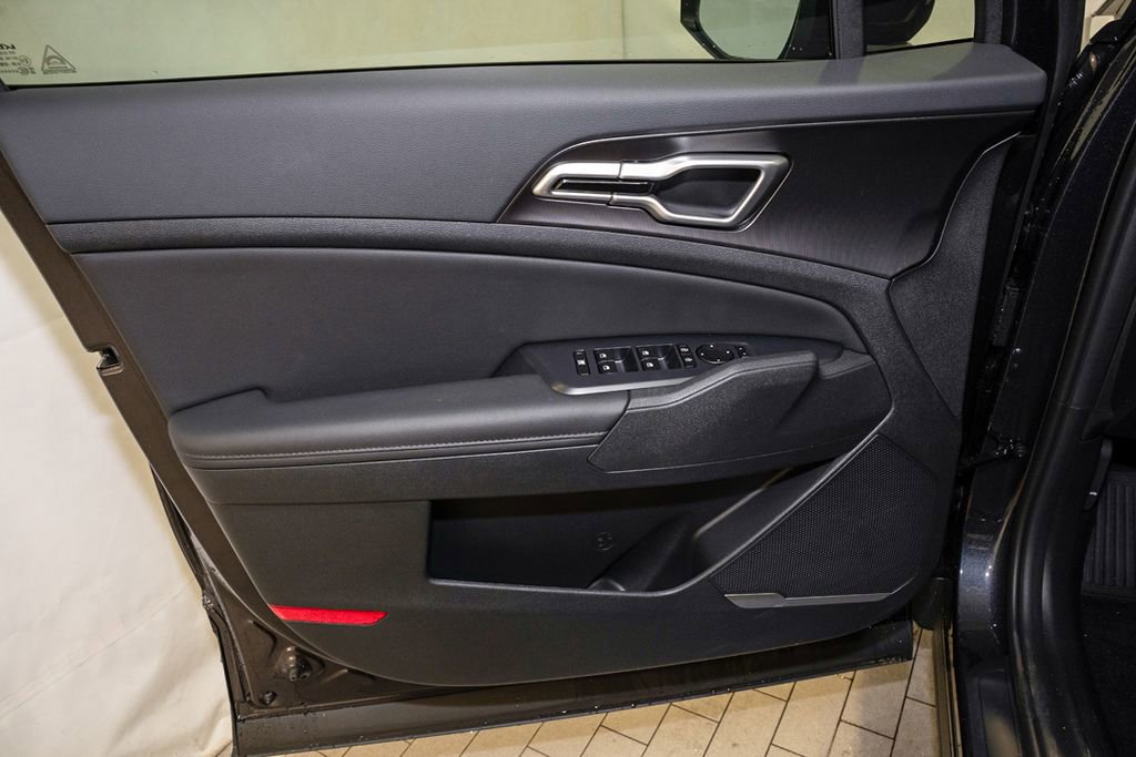 New 2026 Kia Sportage EX FWD image 13