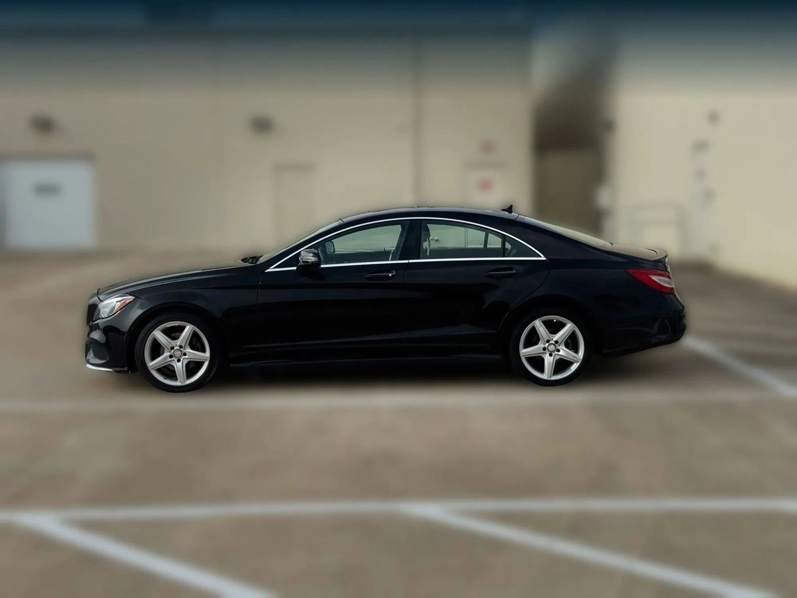 Used 2016 Mercedes-Benz CLS 400 4MATIC image 4