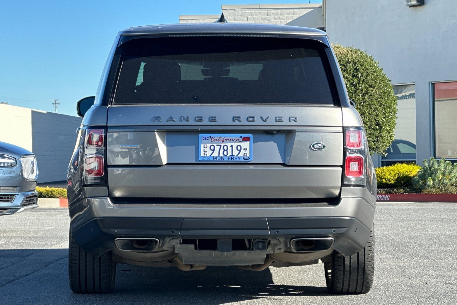 Used 2019 Land Rover Range Rover Long Wheelbase Autobiography image 4