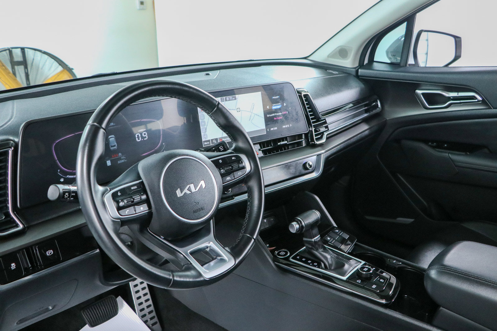 Used 2023 Kia Sportage EX FWD image 22