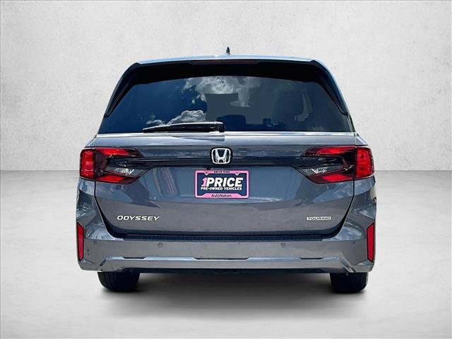 Used 2025 Honda Odyssey Touring image 4