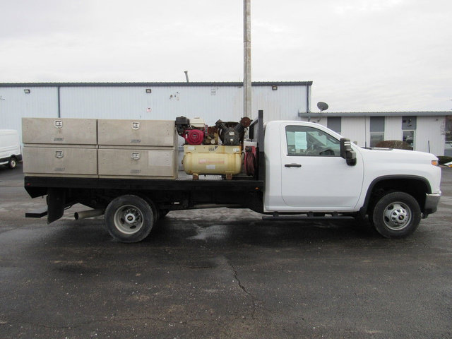 Used 2021 Chevrolet Silverado 3500 W/T w/ WT Convenience Package AWD/4WD image 4