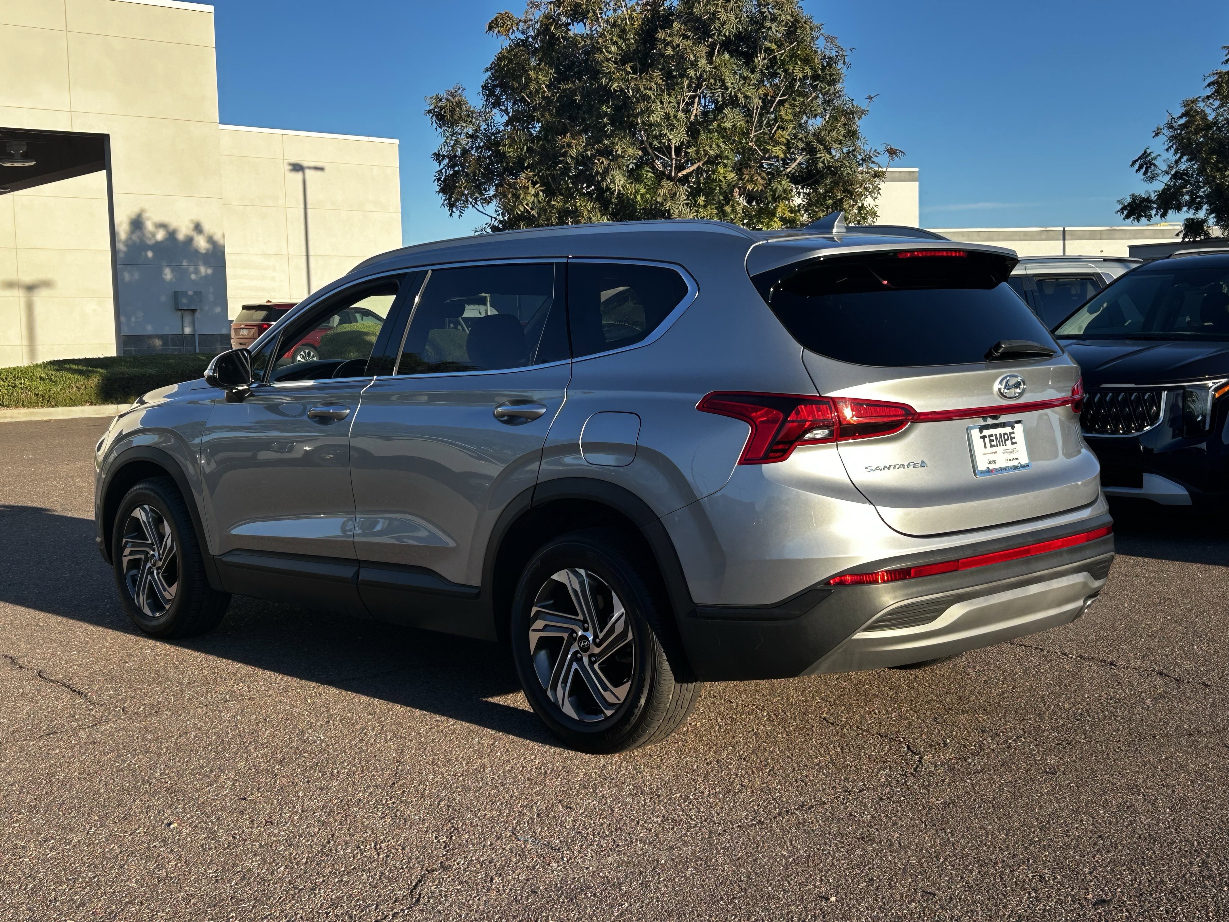 Used 2023 Hyundai Santa Fe SEL image 6
