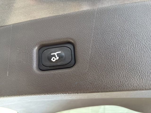 Used 2022 Lincoln Nautilus Reserve w/ Equipment Group 201A image 35