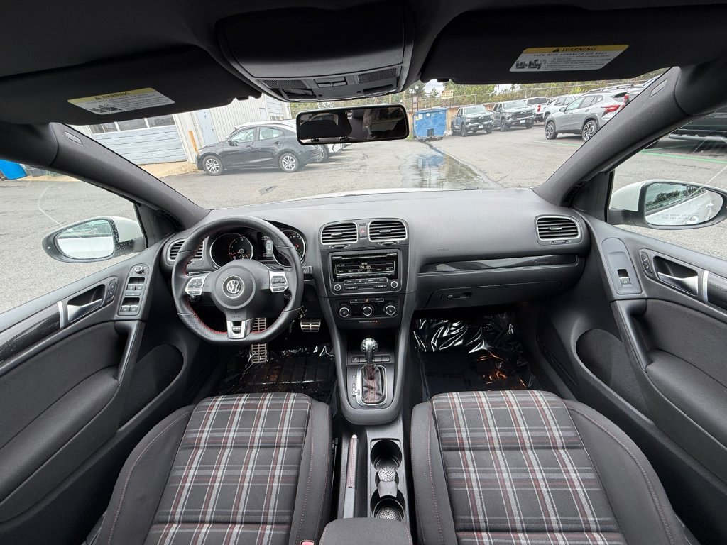 Used 2014 Volkswagen GTI Driver's Edition FWD image 20