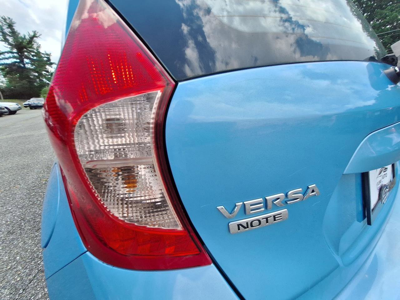 Used 2014 Nissan Versa Note SV w/ SL Package FWD image 15