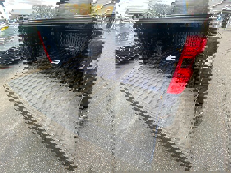 Used 2021 Chevrolet Silverado 1500 LT image 16