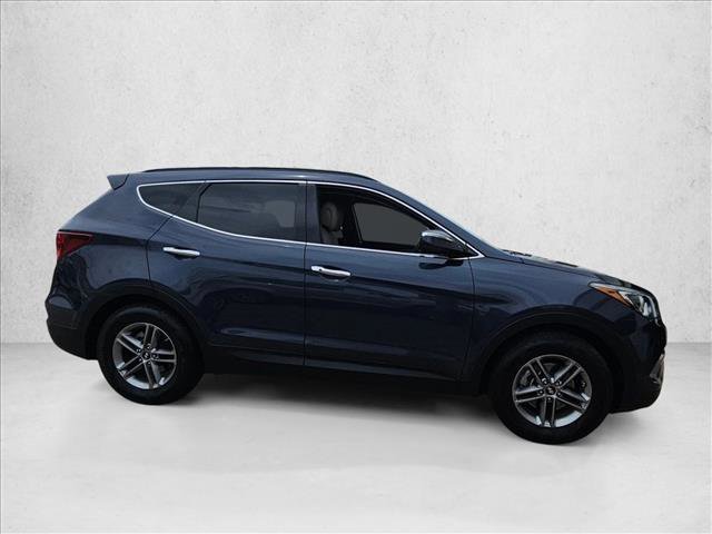 Used 2017 Hyundai Santa Fe Sport FWD image 4