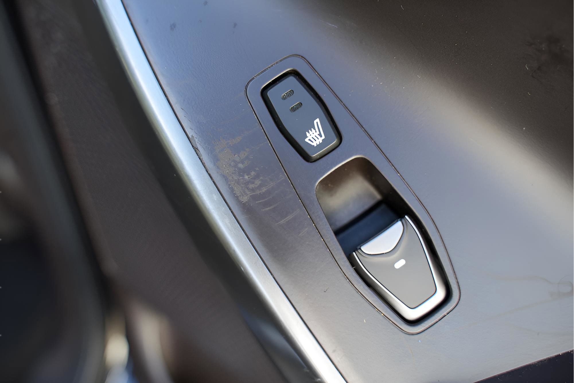 Used 2017 Hyundai Santa Fe Sport w/ Cargo Package image 19