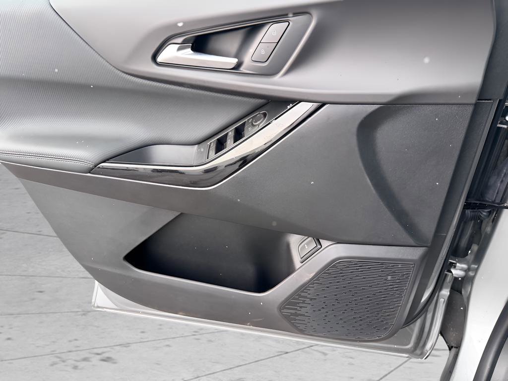 New 2026 Chevrolet Equinox LT w/ Convenience Package II image 20