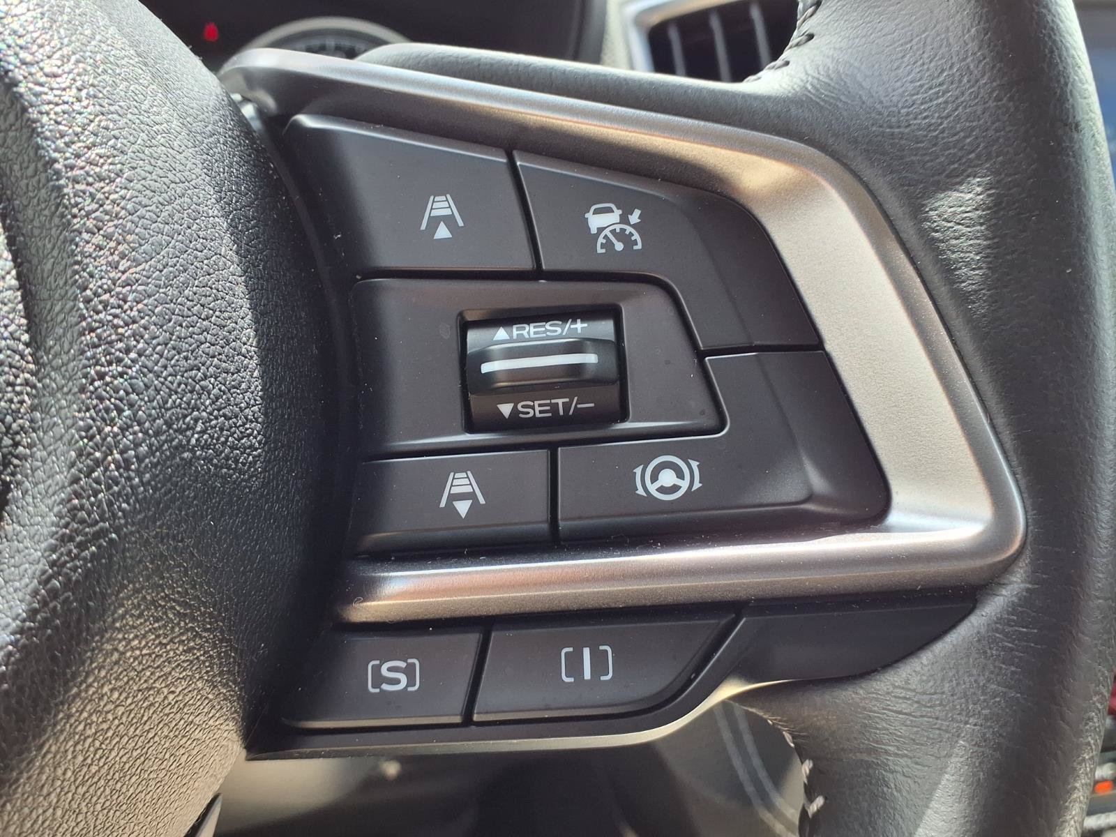 Certified 2023 Subaru Forester Limited AWD/4WD image 17