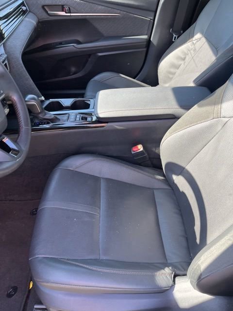 Used 2025 Toyota Camry XLE w/ Premium Package AWD/4WD image 12