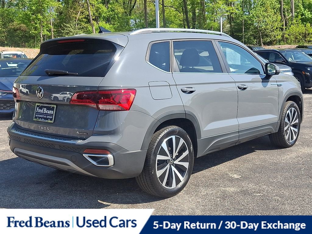 Certified 2023 Volkswagen Taos SE w/ Panoramic Sunroof Package AWD/4WD image 6