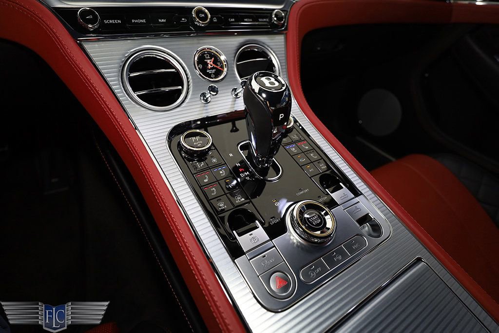 Used 2022 Bentley Continental GT V8 image 31
