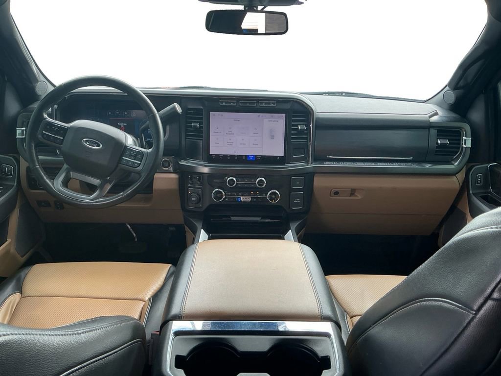 Used 2024 Ford F350 Lariat image 17