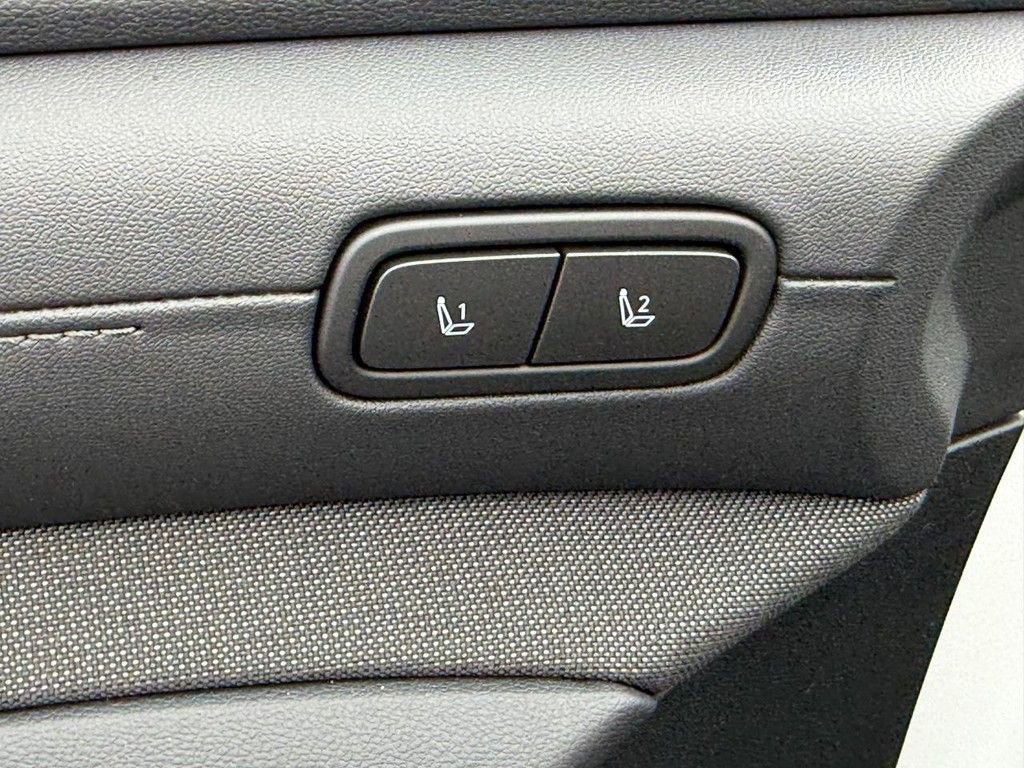 New 2025 Hyundai Santa Cruz Limited image 17