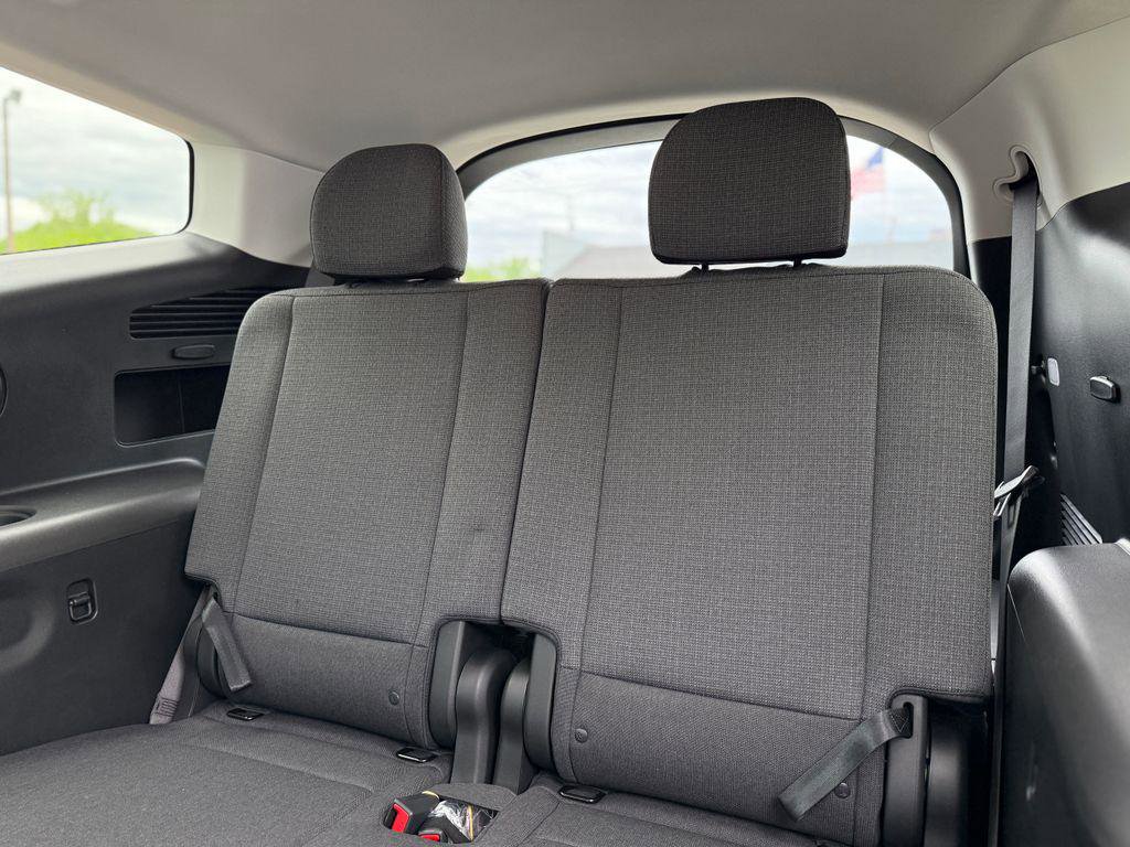 New 2026 Hyundai Ioniq 9 SE image 9