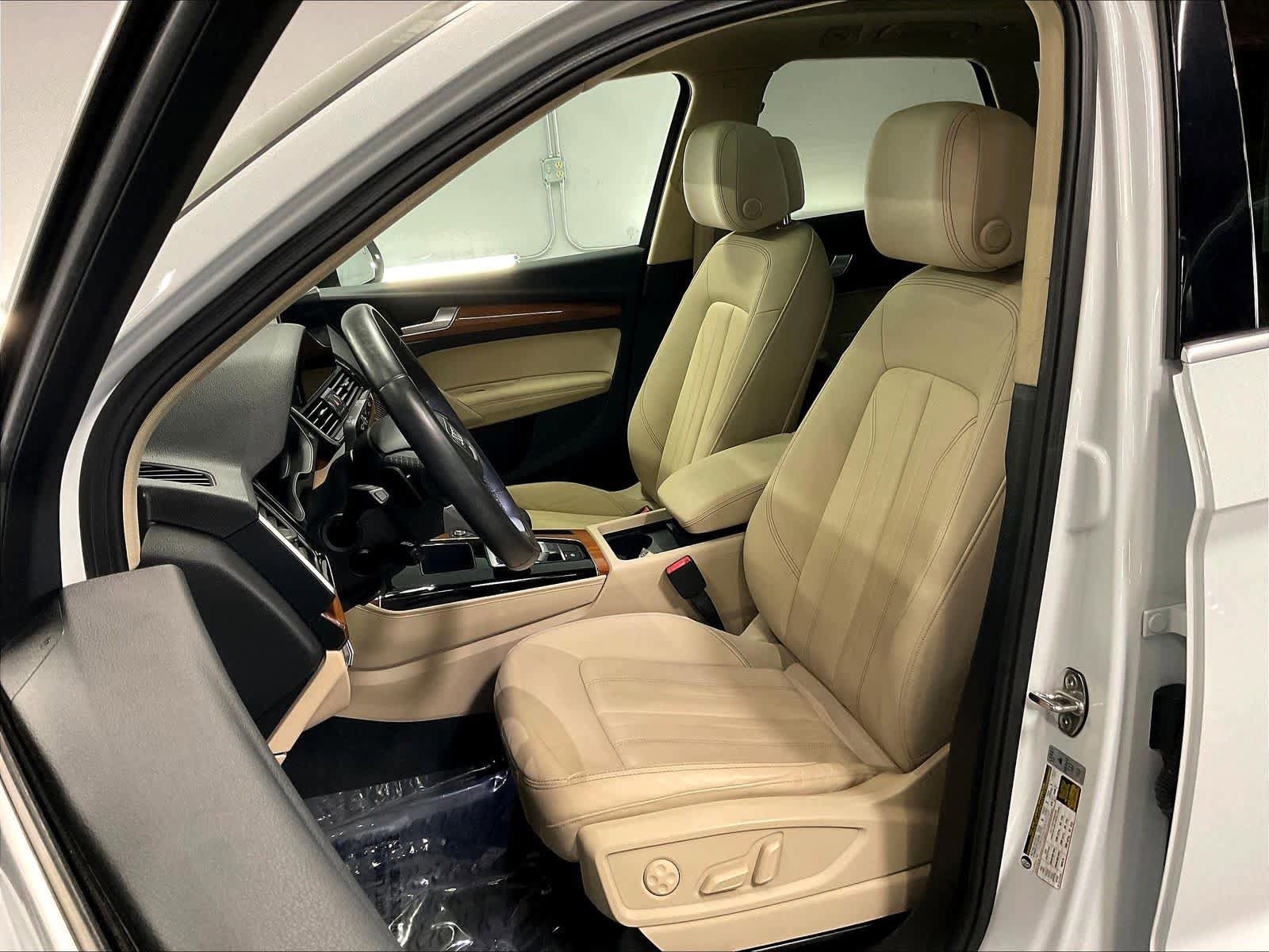 Used 2023 Audi Q5 2.0T Premium Plus w/ Premium Plus Package image 25